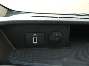Fahrzeugabbildung Ford Transit Custom/Tourneo Custom Kombi 320 L2 Trend