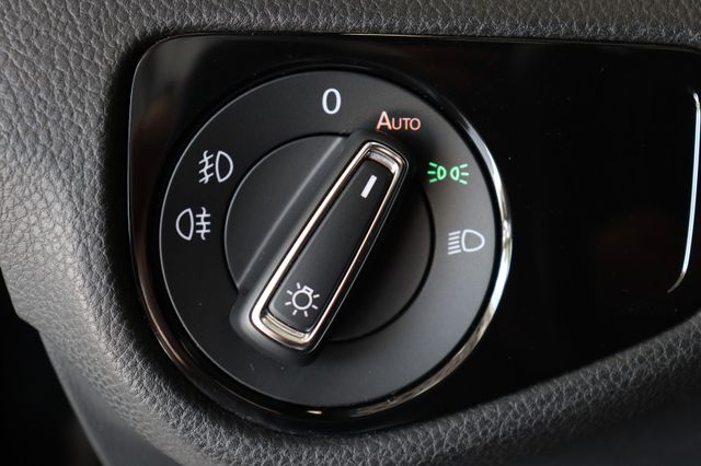 Fahrzeugabbildung Volkswagen Golf VII Lim.GTI|PANO|DSG|VIRTUAL|ACC|KAMERA|LED
