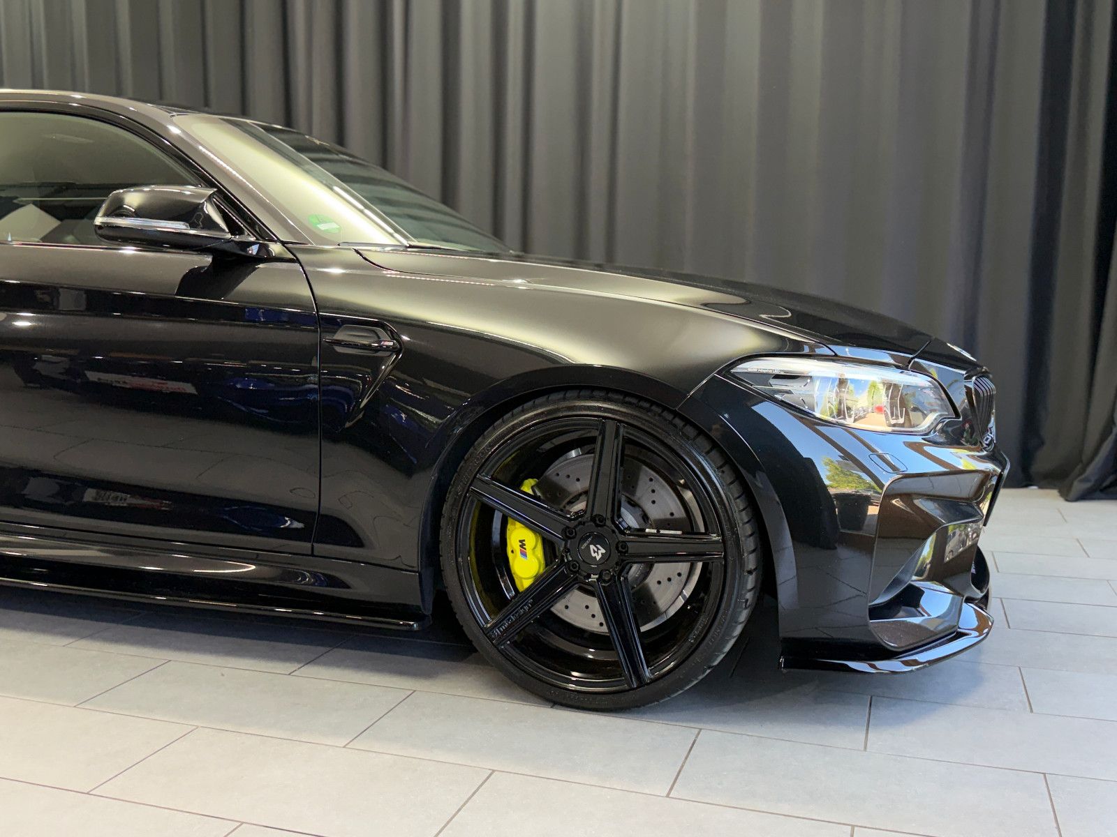Fahrzeugabbildung BMW M2 Coupe |HJS|H/K|M-PERFORMANCE|H&R