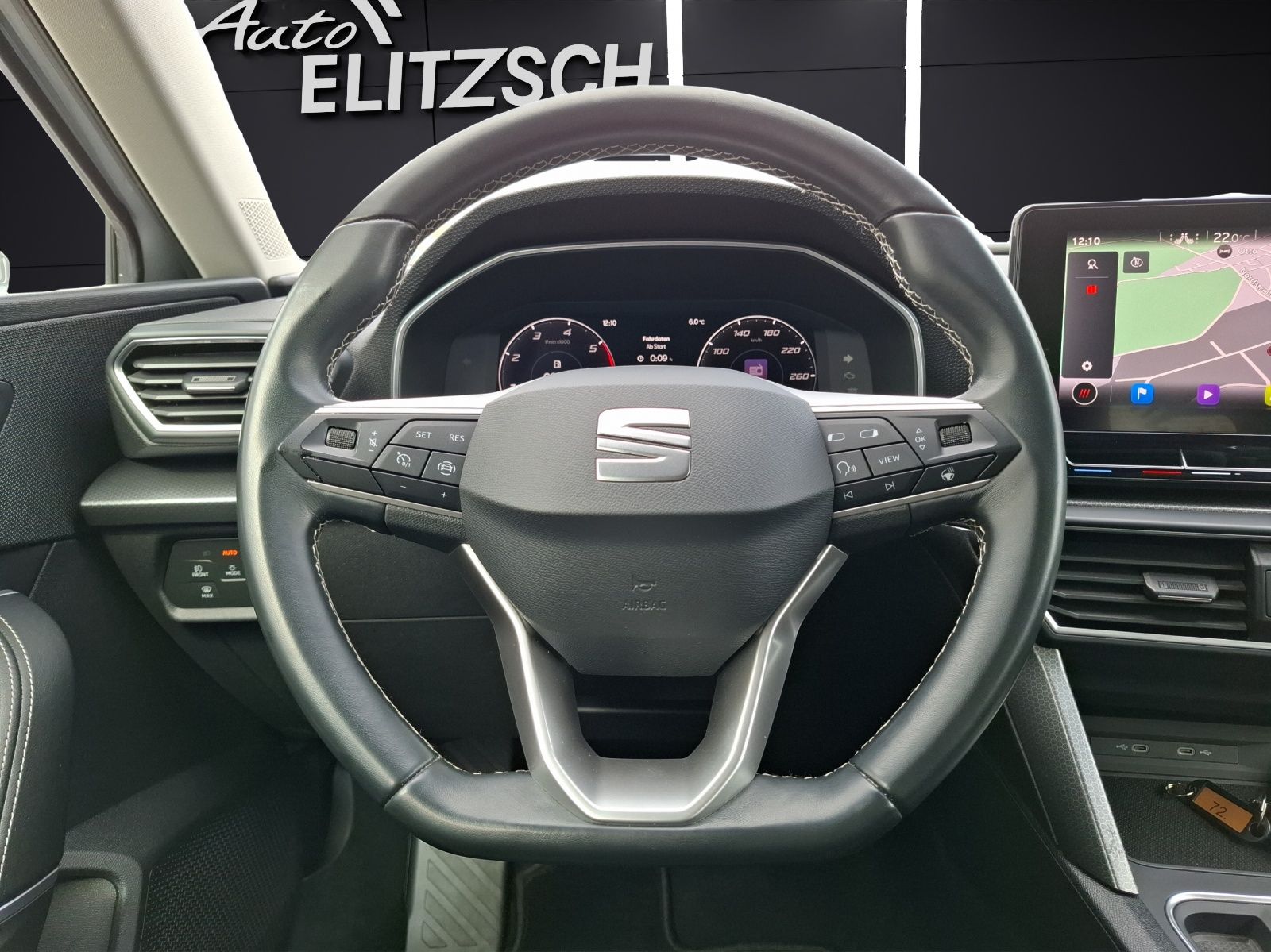 Fahrzeugabbildung SEAT Leon ST TDI Style DSG LED AHK Navi AID GRA PDC S