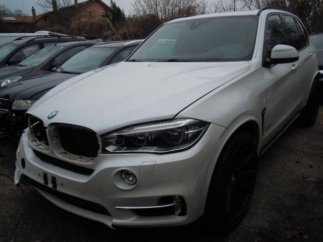 BMW X5 Baureihe X5 xDrive 50 i