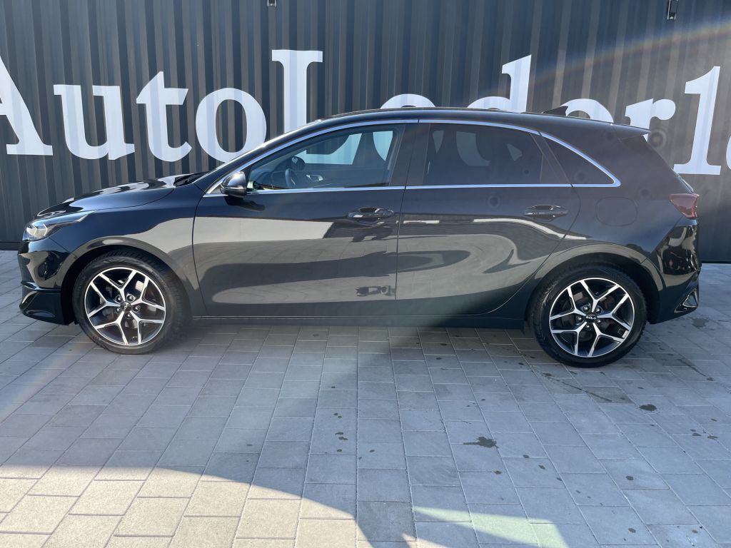 Kia Ceed 1.5 T-GDI DCT7 OPF Vision imagem 2