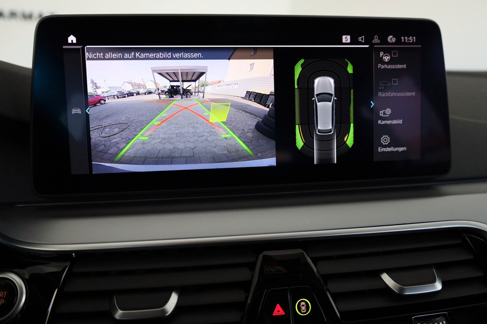 Fahrzeugabbildung BMW 530 e, Leder,Navi,LED,SH,Kamera,Carplay