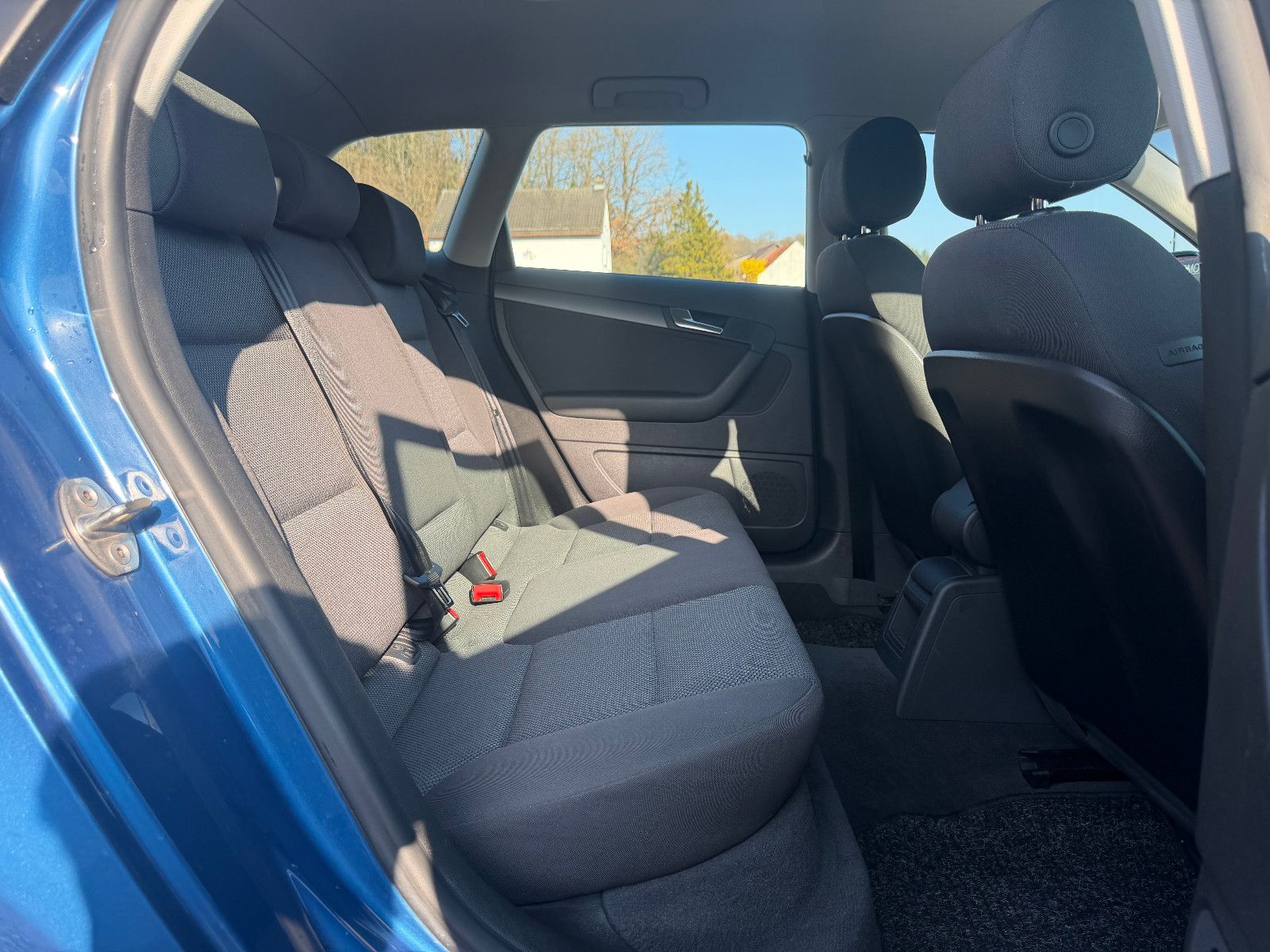 AUDI A3 Sportback 1.8 TFSI Bi-Xenon/PDC/SHZ – Foto 13