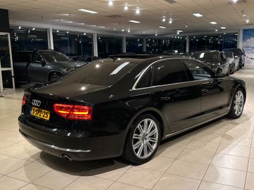 Audi A8 - 7