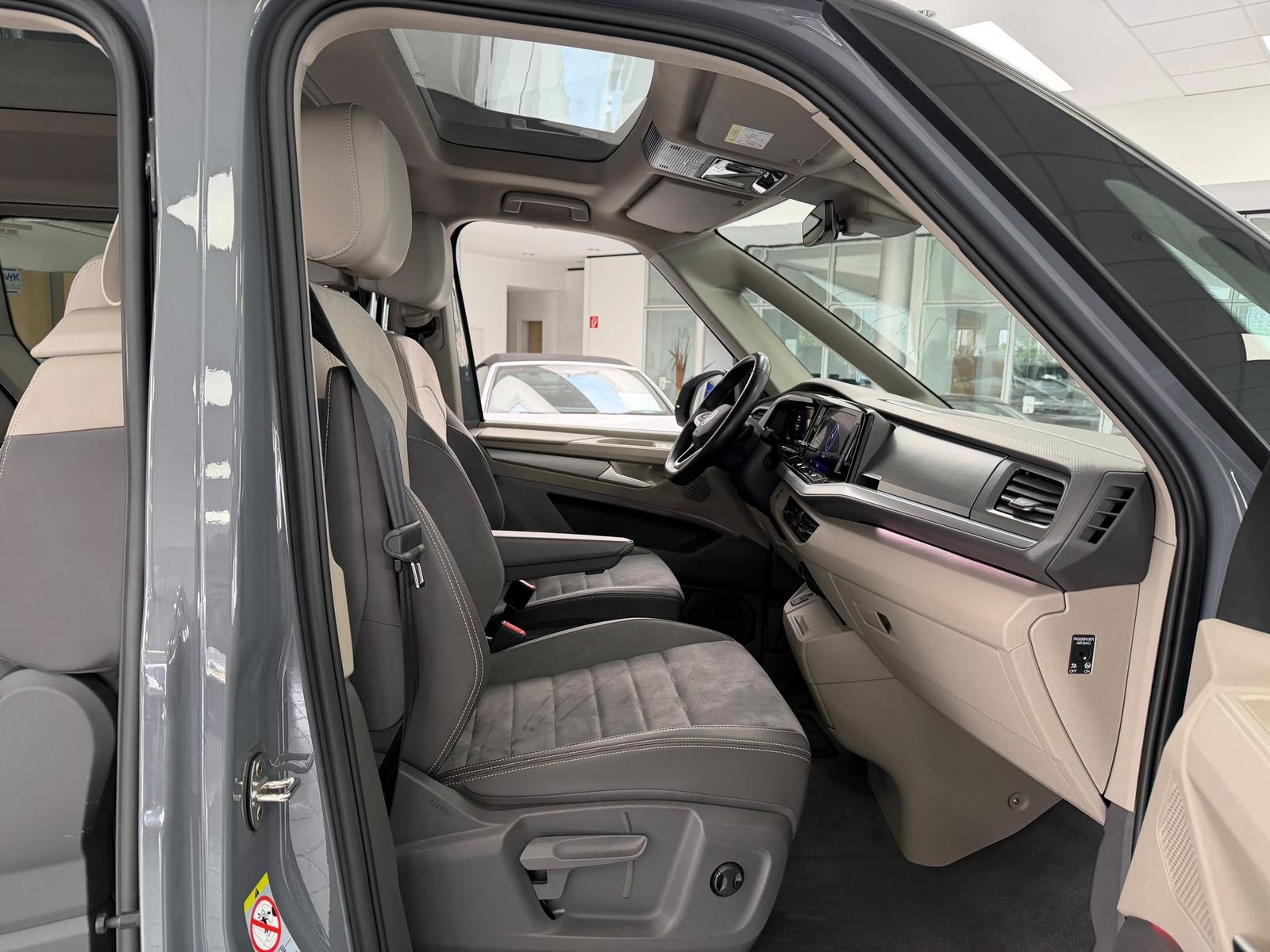 Volkswagen T7 Multivan 2.0 TDI lang Edition*Pano*AHK*7-Sitz