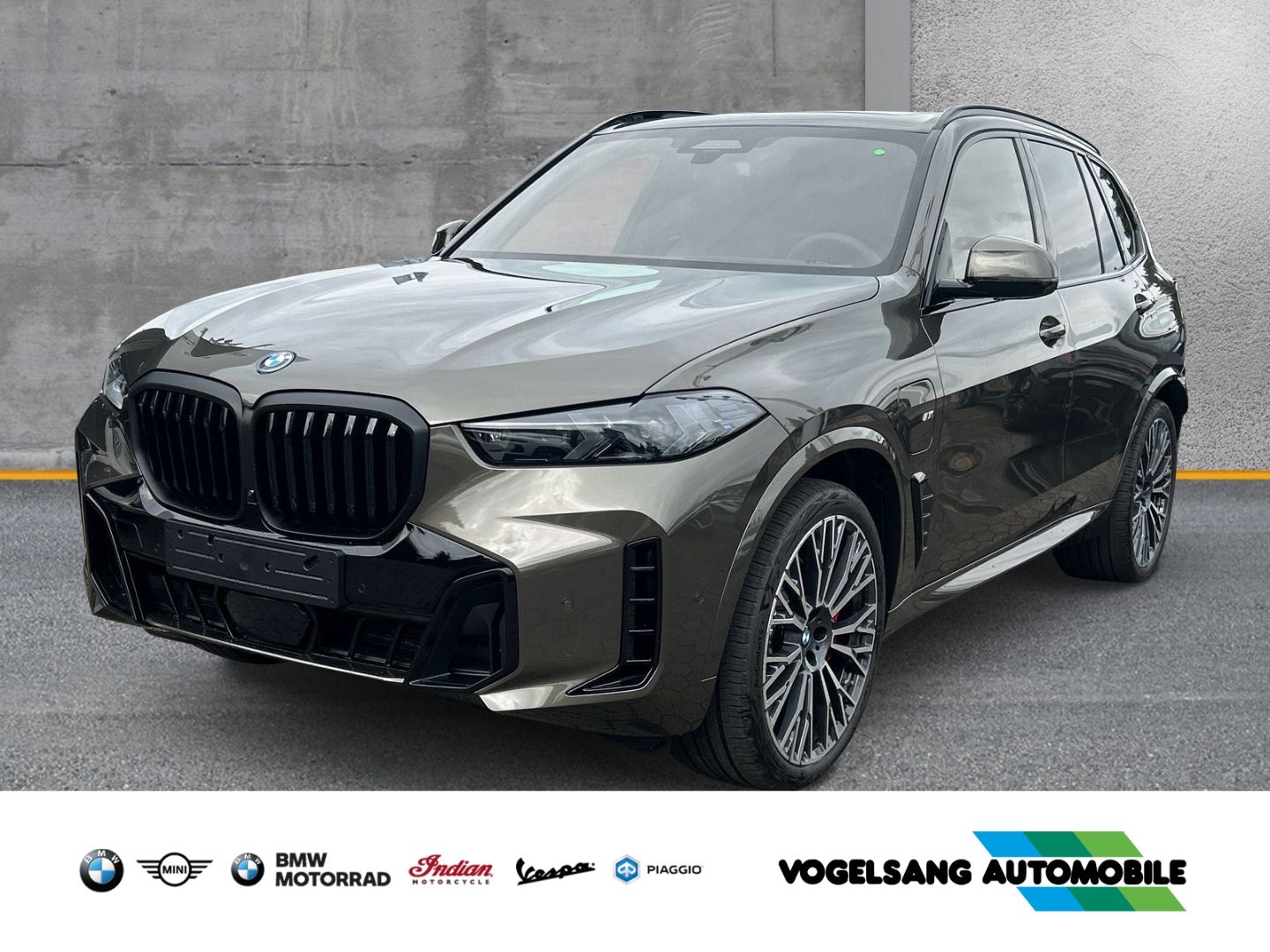 Fahrzeugabbildung BMW X5 50 e M Sport Sportpaket HUD Luftfederung AD N