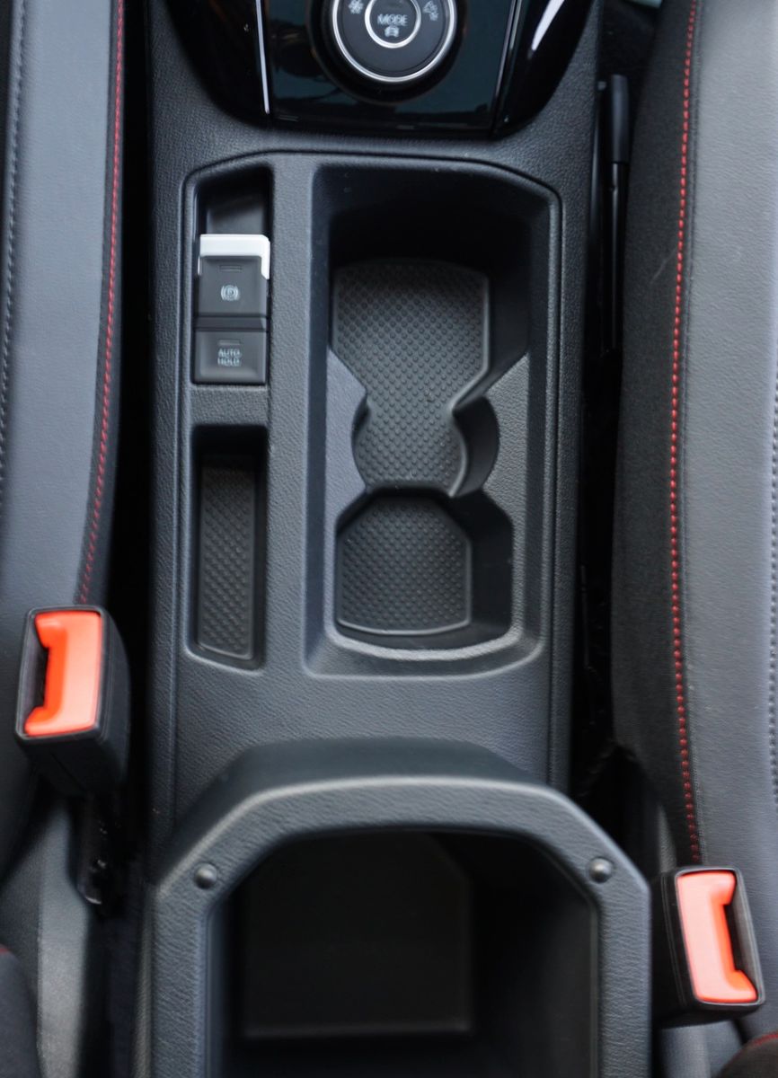 Fahrzeugabbildung Volkswagen T-Roc Sport 4Motion, Kamera, Navi, Pano, Black