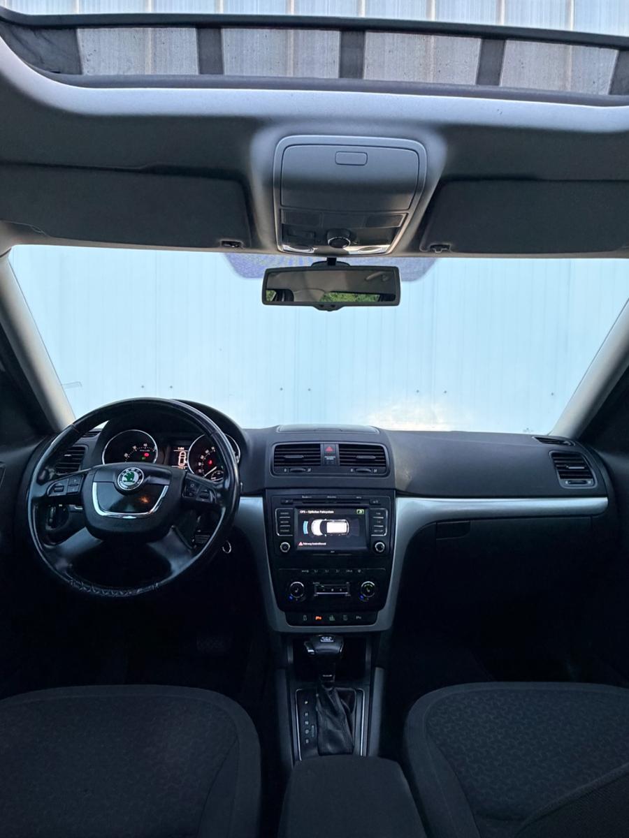 Skoda Yeti 1.8 TSI 152 ch 4x4 DSG - Toit panoramique - Caméra - GPS - Attelage