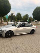 BMW 335i f30 m paket - BMW 335 mit Benzin-Antrieb: Kombi, Automatik