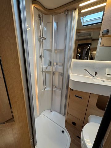 HYMER / ERIBA / HYMERCAR B MC T 580-Mercedes-Autom-LED Scheinw-Distron