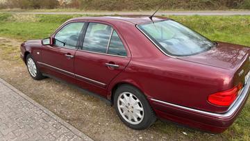 1999 Mercedes-BENZ E 280 缩略图 11