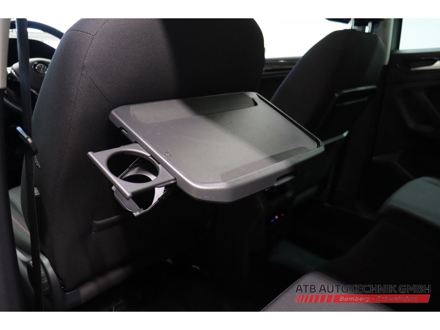 Fahrzeugabbildung Volkswagen Tiguan 2.0 TDI SCR Sound BMT Start-Stopp 4Motion