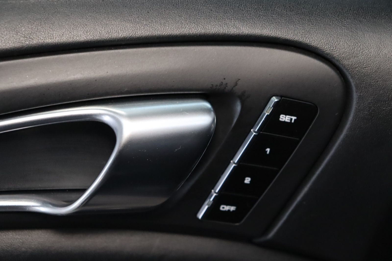 Fahrzeugabbildung Porsche Cayenne S 4.8l V8