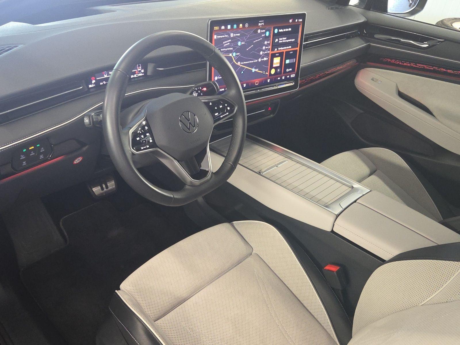 Volkswagen ID.7 Pro Black Style *Navi*Wärmep*IQ-Light*IQ-Dr