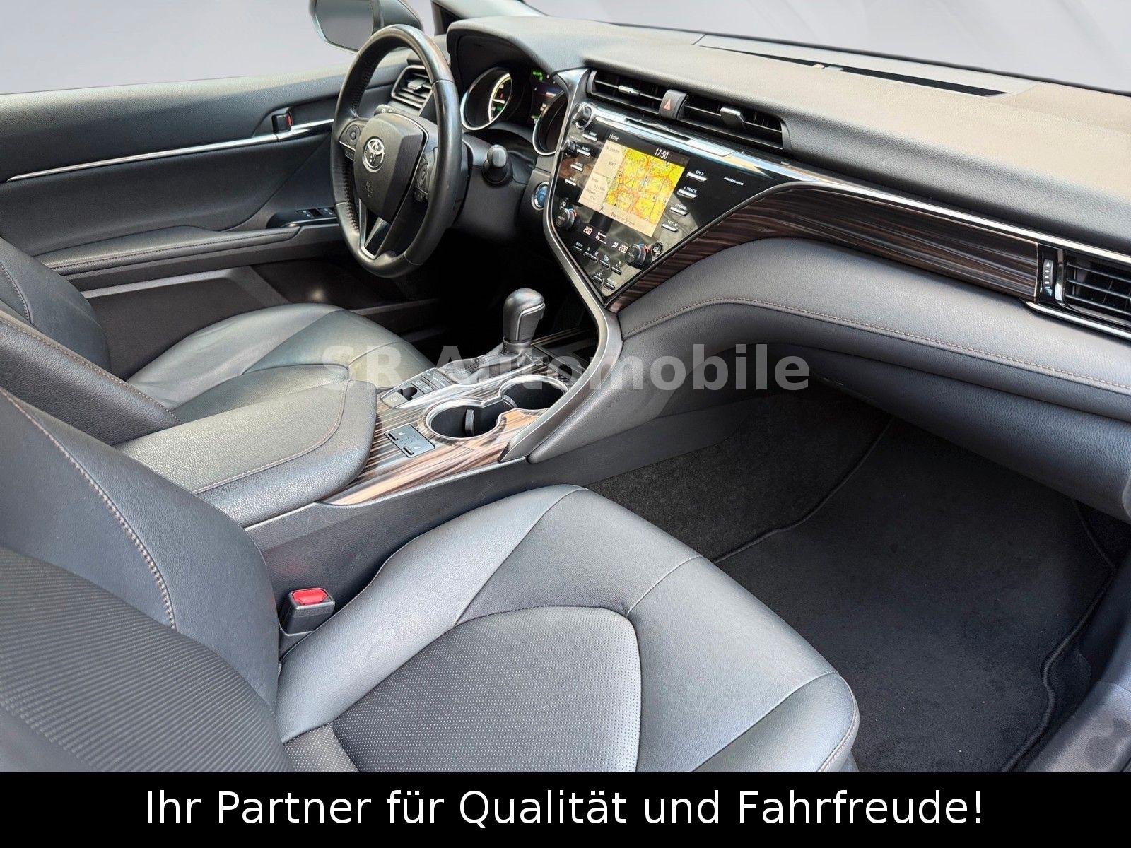 TOYOTA CAMRY HYBRID EXECUTIVE 2.5 218ch - SIÈGES CHAUFFANTS CUIR - GPS - RÉGULATEUR ADAPTATIF ACC - CAMÉRA DE RECUL