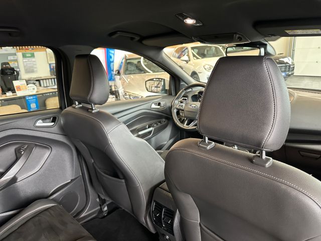 Ford Kuga ST-Line *Xenon*Leder*Navi*Kamera*