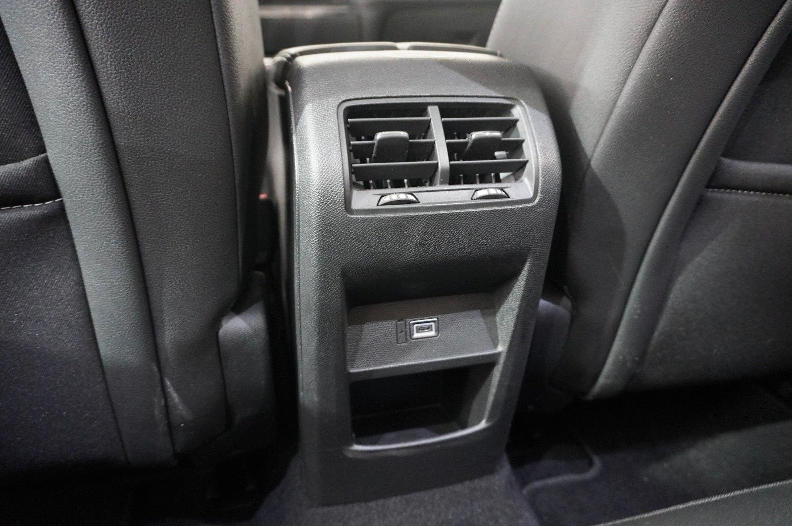 Fahrzeugabbildung Opel Astra L ST 1.5D ELEGANCE NAVI/LED/KAMERA/SPORT
