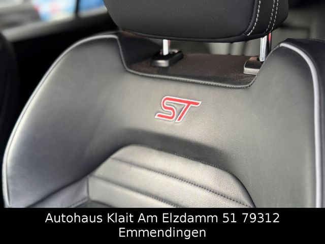 Fahrzeugabbildung Ford Focus Turnier ST B&O Soundsystem Kamera