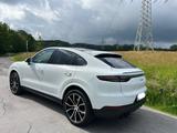 Porsche Cayenne Coupe 3.0 V6 Platinum Edition SH u.AHK - Porsche: Beige, Leder