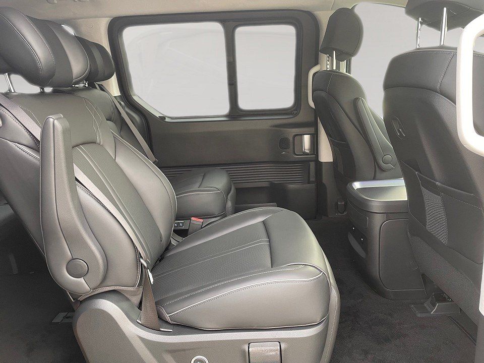 Fahrzeugabbildung Hyundai STARIA Hybrid 7-Sitzer SIGNATURE