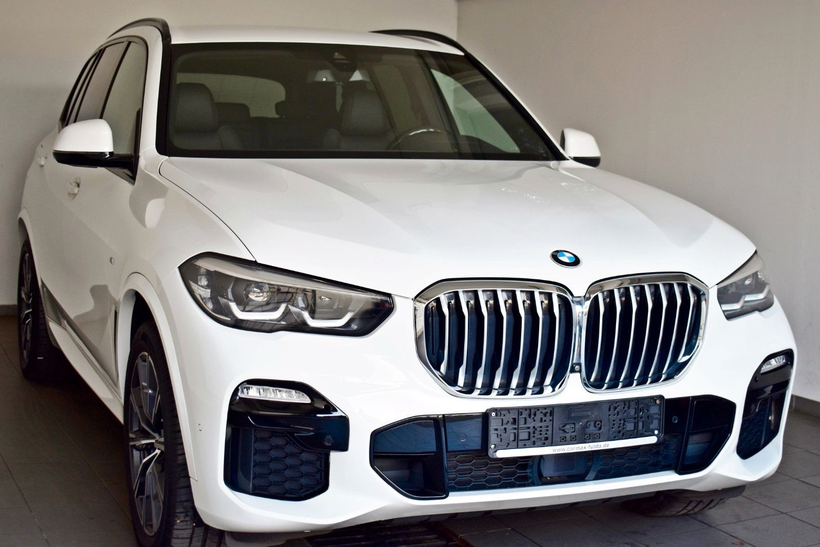 Fahrzeugabbildung BMW X5 xDrive25d M Sport,Leder,Navi,LED,360Kamera+WR