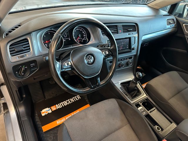 Volkswagen Golf VII Variant Trendline BMT *Navi*