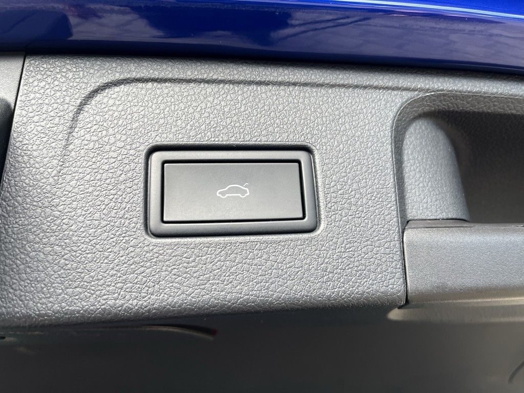 Volkswagen Passat Variant - Bild 14