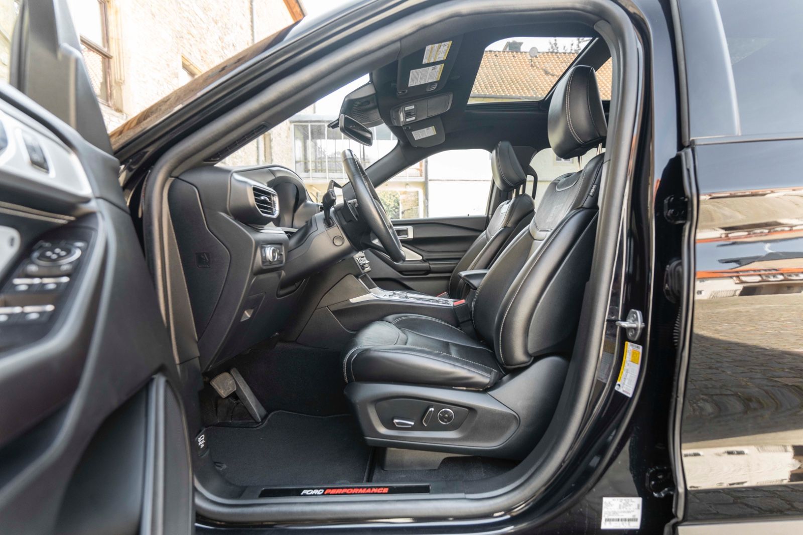 Fahrzeugabbildung Ford Explorer 3,0L ST 4x4 AHK 360° LED ACC B&O