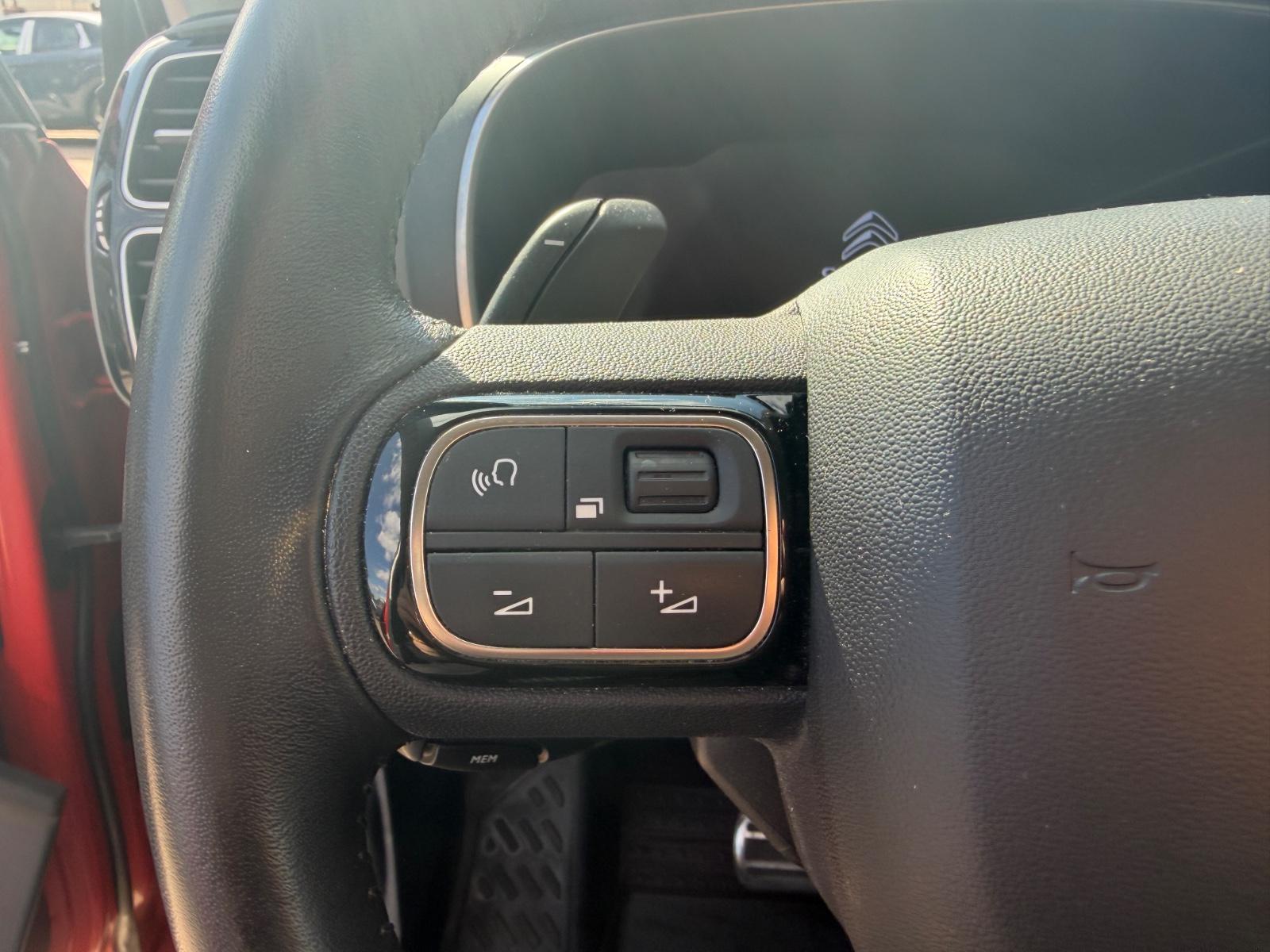 Citroën C5 Aircross Shine*NAVI*LEDER*DAB*