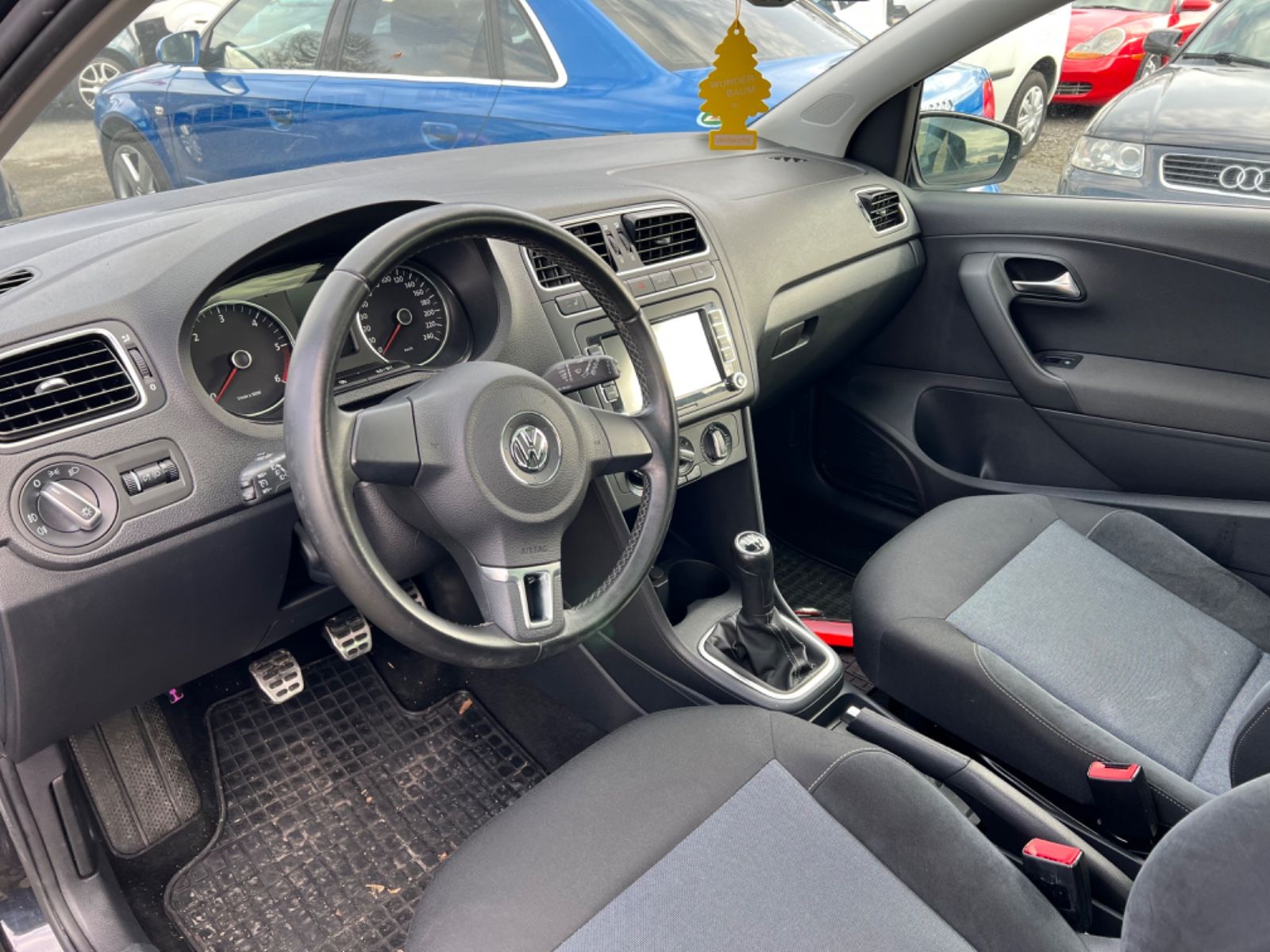 Fahrzeugabbildung Volkswagen Polo V 1.2 TDI Style