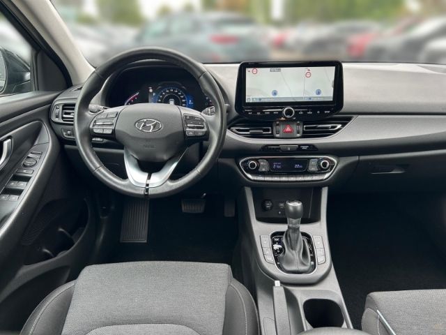 Fahrzeugabbildung Hyundai i30 Edition 30+ 1.6 CRDi Navi LED Apple CarPlay