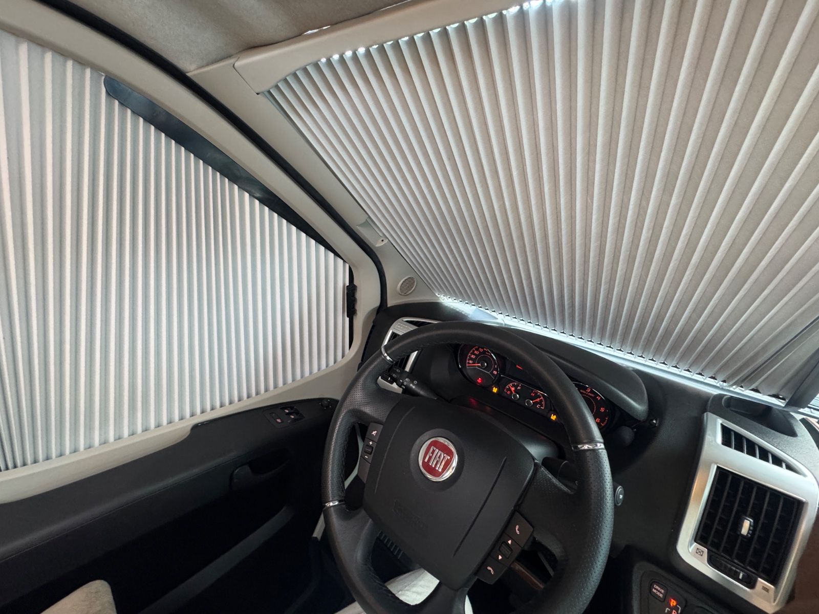 Fahrzeugabbildung Carthago CHIC C-LINE T 4.9 LE 9GT AUTOMATIK DUCATO MAXI