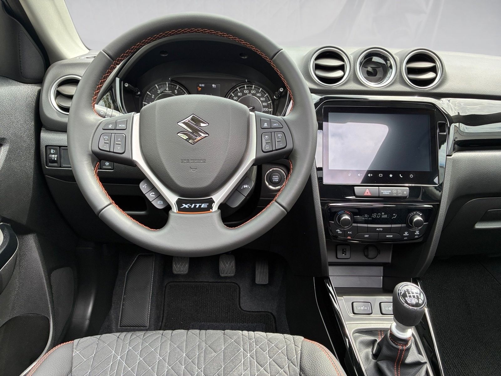 Fahrzeugabbildung Suzuki Vitara 1.4 4x2 Comfort+ X-Ite,Pano,Navi,Kamera