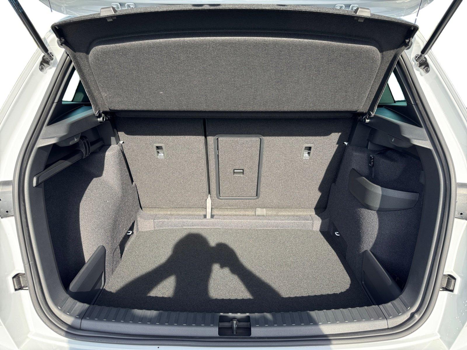 Skoda Karoq Sportline TDI DSG|AHK|SHZ|ACC|PDC