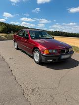 BMW 320i , 6 Zylinder - BMW 320 aus 1991