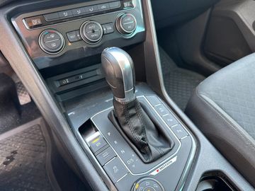 Volkswagen Tiguan - 8