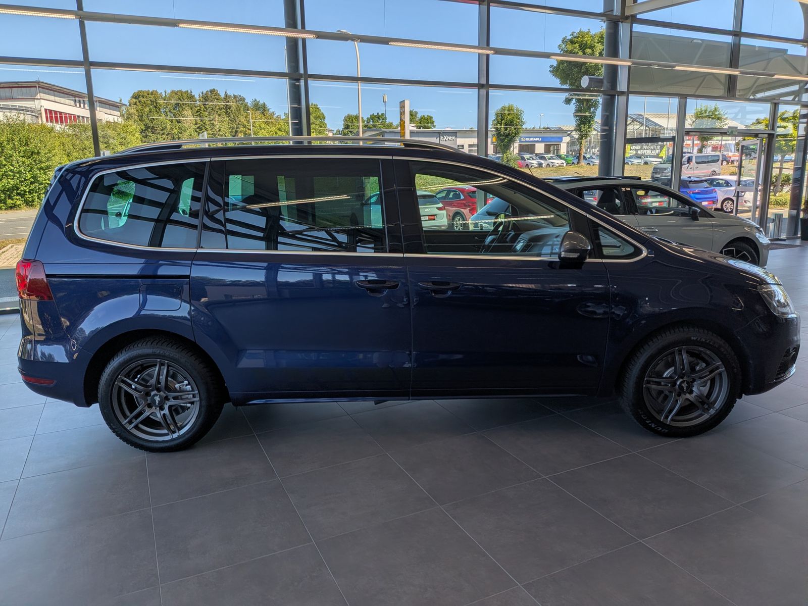 Fahrzeugabbildung SEAT Alhambra FR-Line Allrad BI-Xenon Cam 7-Sitz AHK