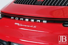 Fahrzeugabbildung Porsche 992 911 Carrera Cabriolet 4S Bose Sport Chrono