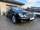 Mercedes-Benz E 200 KOMPRESSOR ELEGANCE Elegance - Mercedes-Benz E 200: Elegance Kompressor