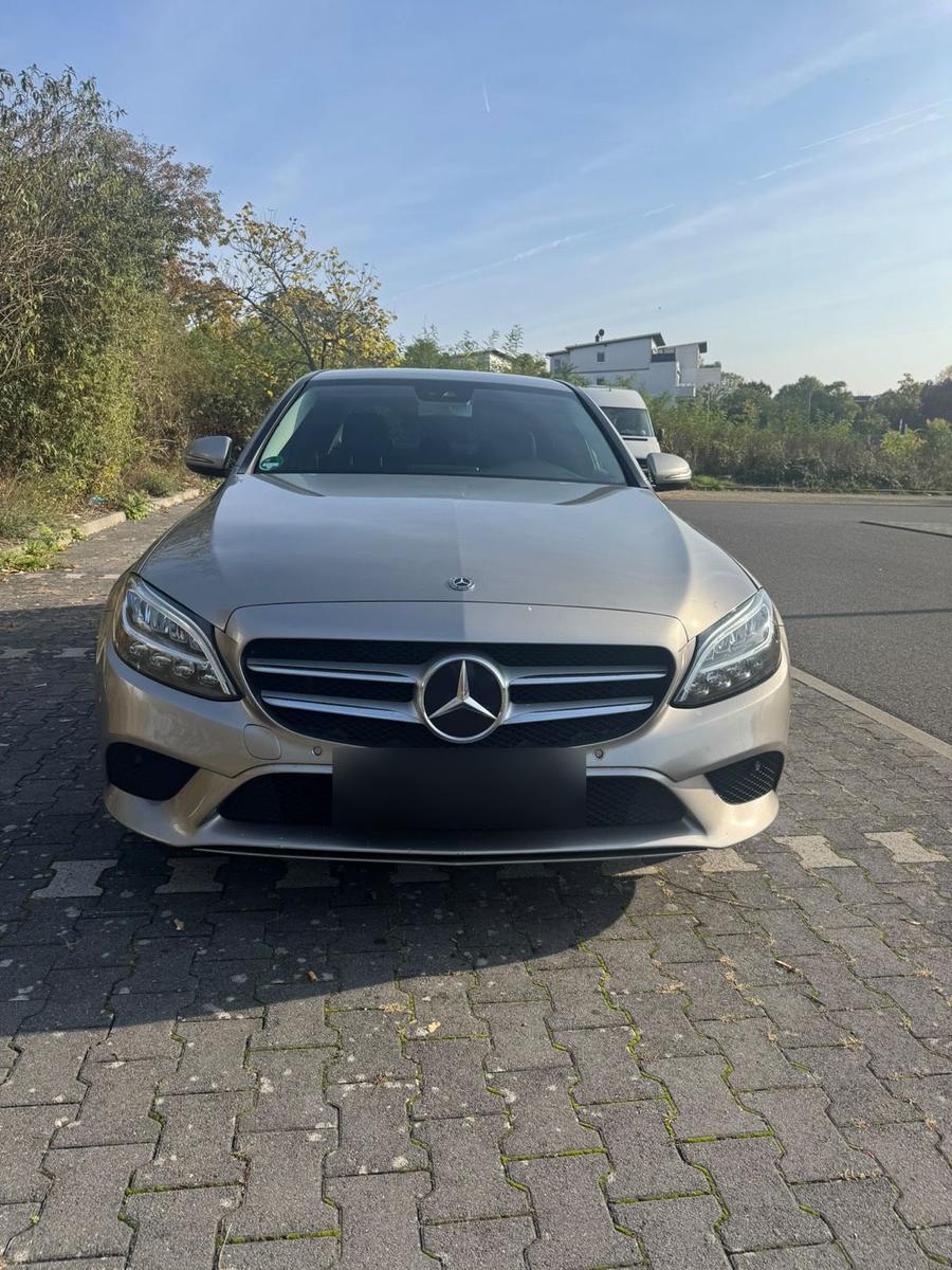 Mercedes-Benz C 200
