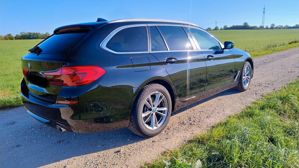 Image of BMW 520