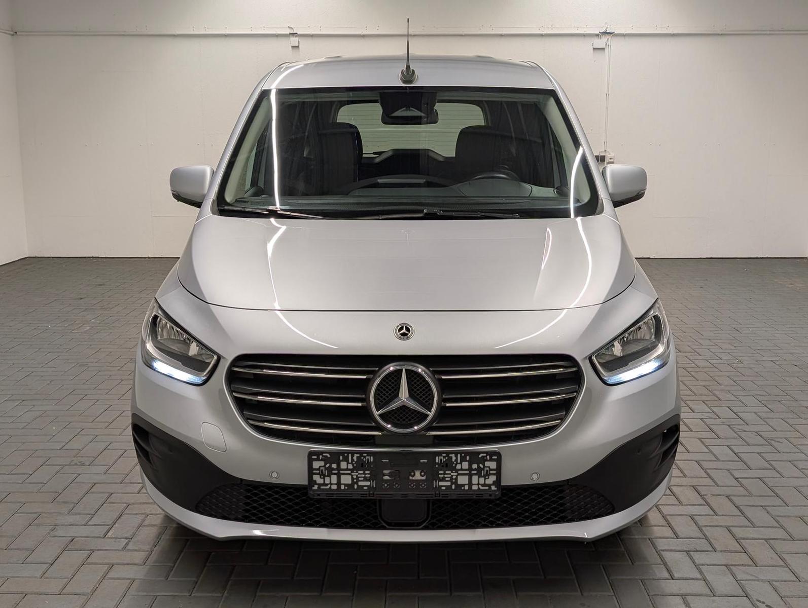 Mercedes-Benz T 180 Style Navi/Kam/SHZ/Tempomat/PDC