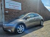 Honda Civic Lim. 5-trg. 1.8 Sport - Honda Civic aus 2007 mit Benzin-Antrieb