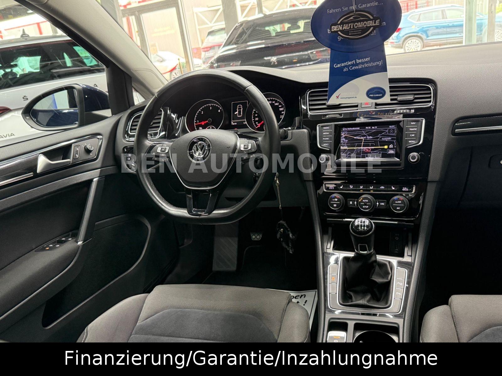 Volkswagen Golf VII Lim. 2.0 TDI Highline BMT PANO*NAVI*PDC
