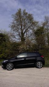 Hyundai i20 1.2 Style | Leder | Sitz- & Lenkradheizung - Hyundai i20: Schwarz