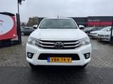 Toyota Hilux 2.4D D-4D-F DUBBEL CAB*VBR-74-V* - Toyota aus 2019