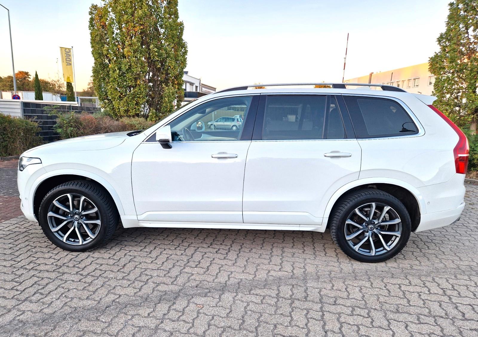 Volvo XC 90 XC90 Momentum AWD