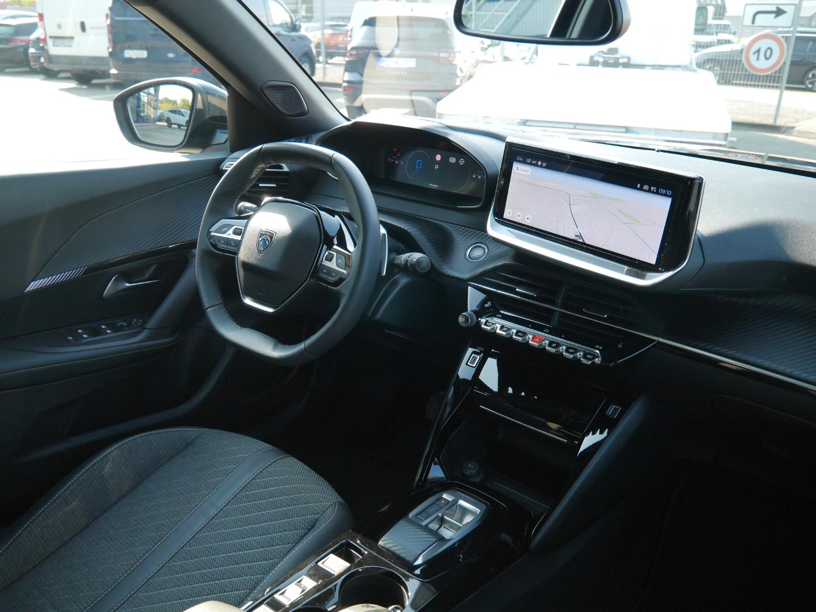 Peugeot 2008 Hybrid 145 LED/Navi/ACC/SHZ/360-Grad