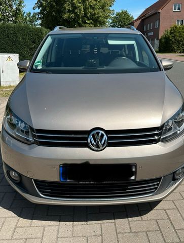 Volkswagen VW Touran 2014 7 Sitzer /Motor 2.0 Diesel/...